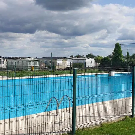 Mobile Home Au Camping New Vennepark Harendijk Extérieur photo